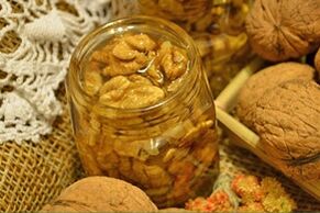 Oidis Walnuts chun cumhacht a fheabhsú